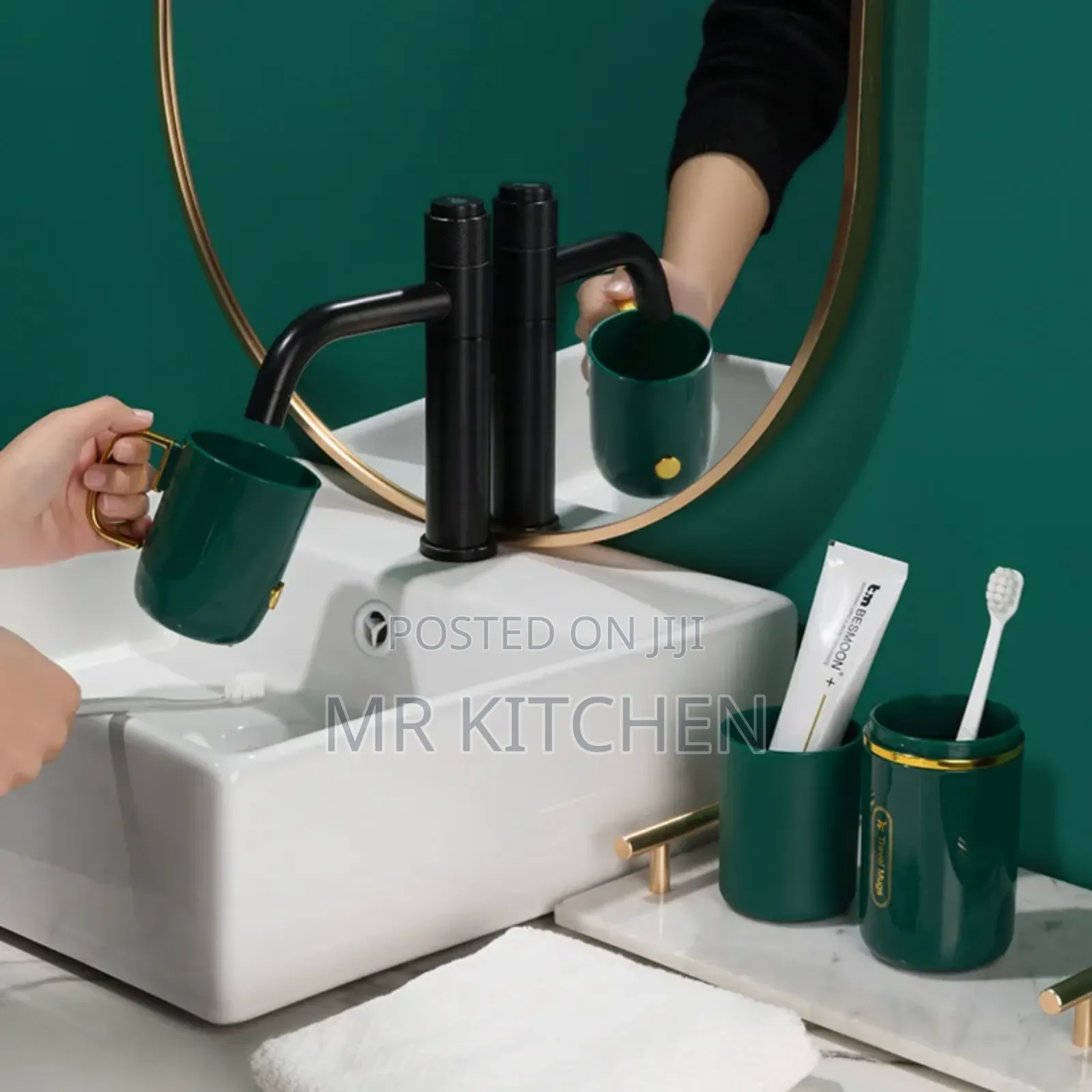 Multifunctional Toothbrush Cup