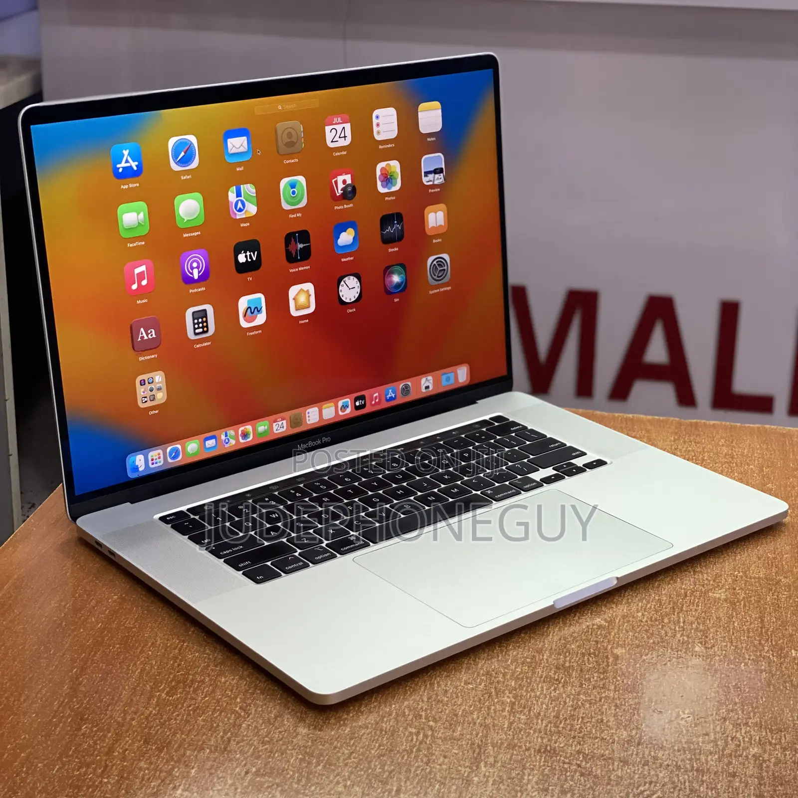 Laptop Apple MacBook Pro 2019 32GB Intel Core I9 SSD 1T