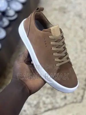 Original Brown/White Ecco Casual Leather Sneakers