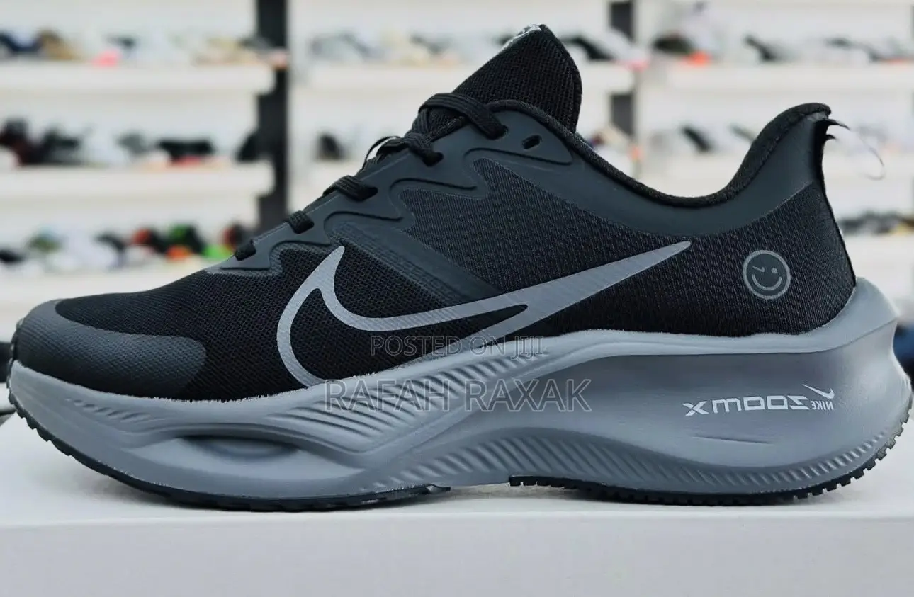 Black/Grey Nike Zoom X Smiley Trainer Running Sneakers