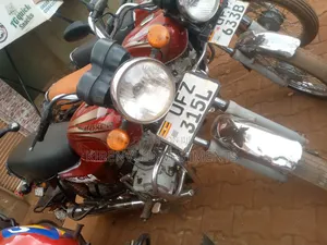 Bajaj Boxer 100 2021 Red
