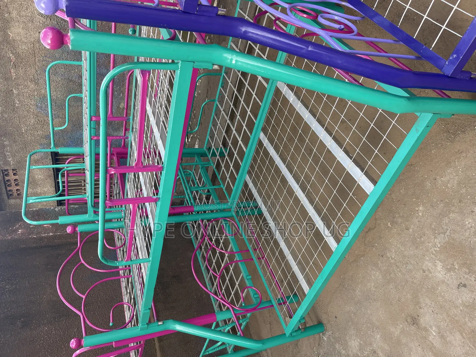 Green and Pink Double 4by6 Decker Bed