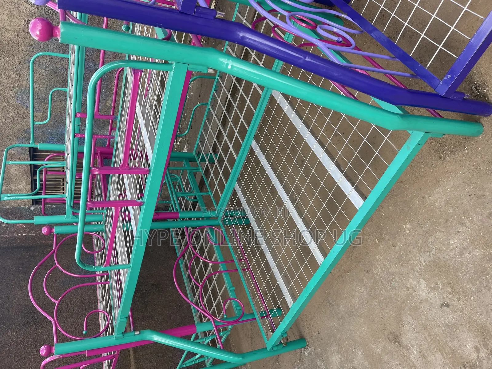 Green and Pink Double 4by6 Decker Bed