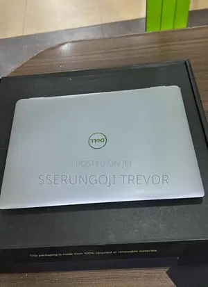 Laptop Dell Latitude 5310 16GB Intel Core I5 SSHD+SSD 512GB
