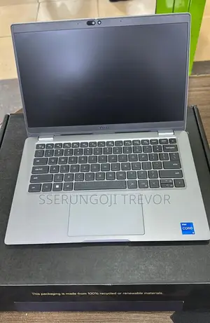 Laptop Dell Latitude 5310 16GB Intel Core I5 SSHD+SSD 512GB