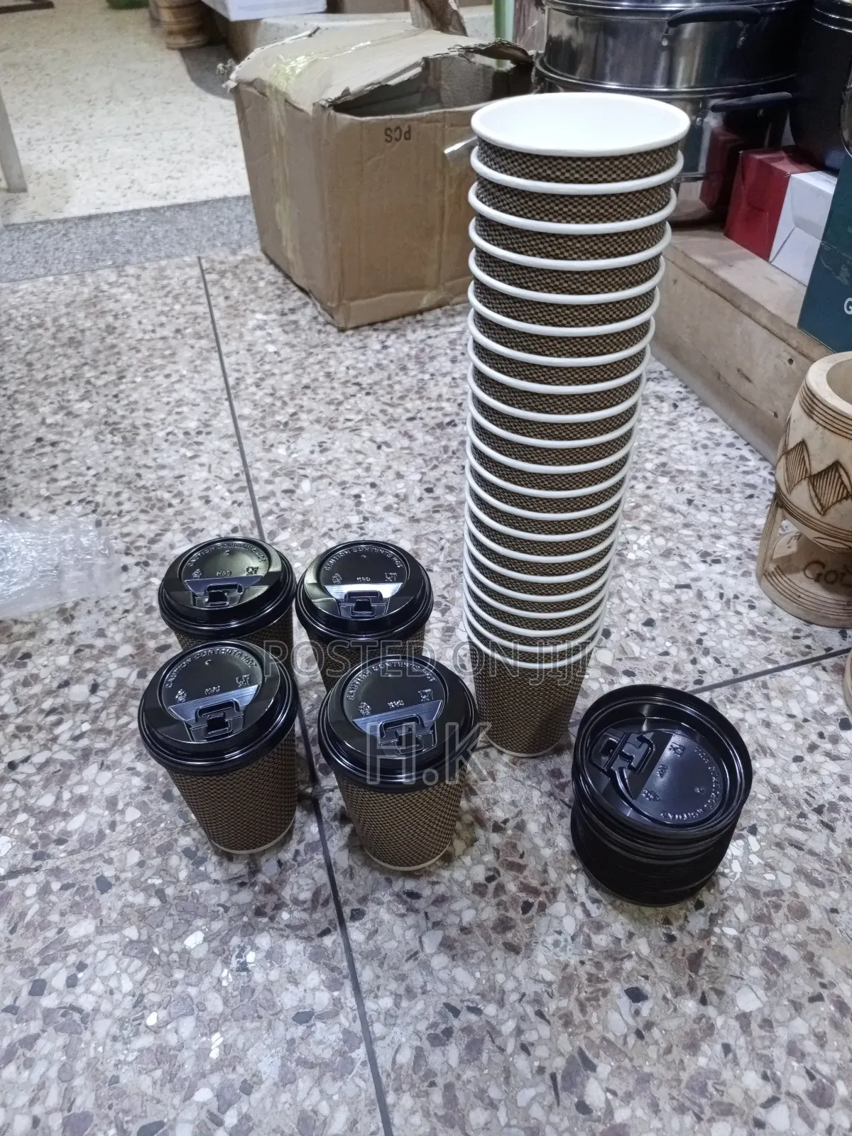 Disposable Paper Coffee Cups (25pcs With Covers)