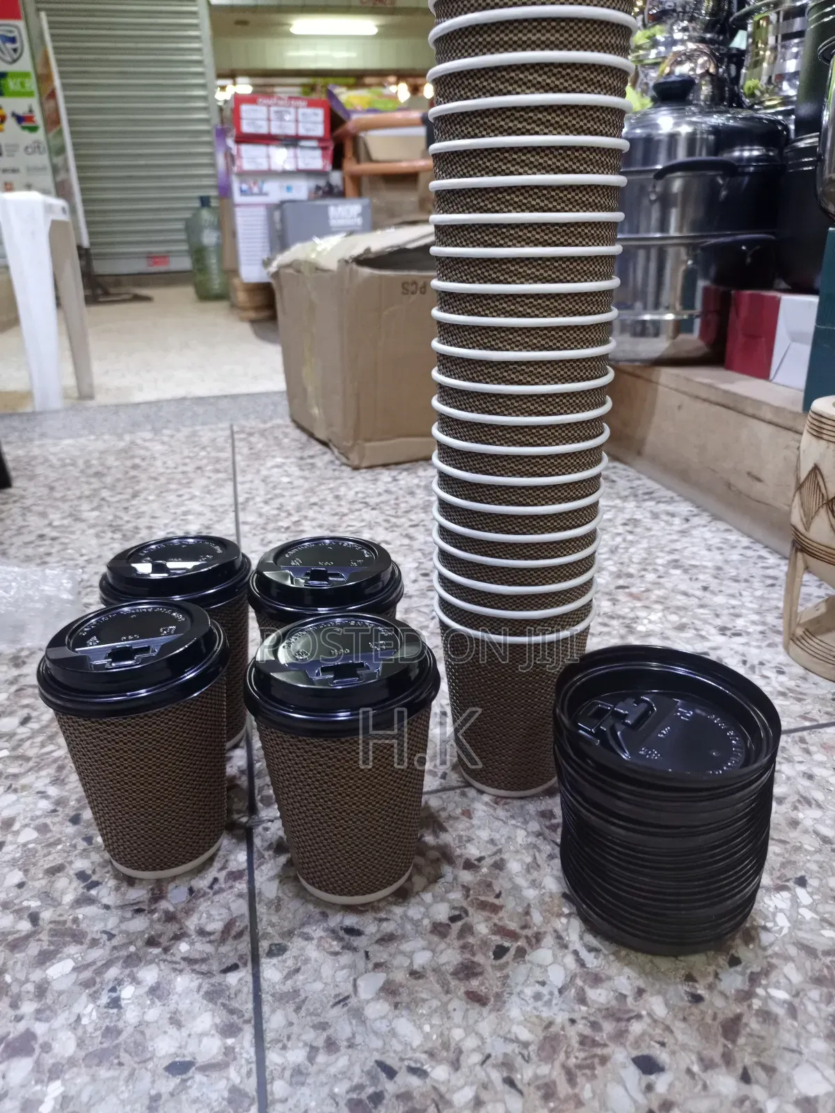 Disposable Paper Coffee Cups (25pcs With Covers)