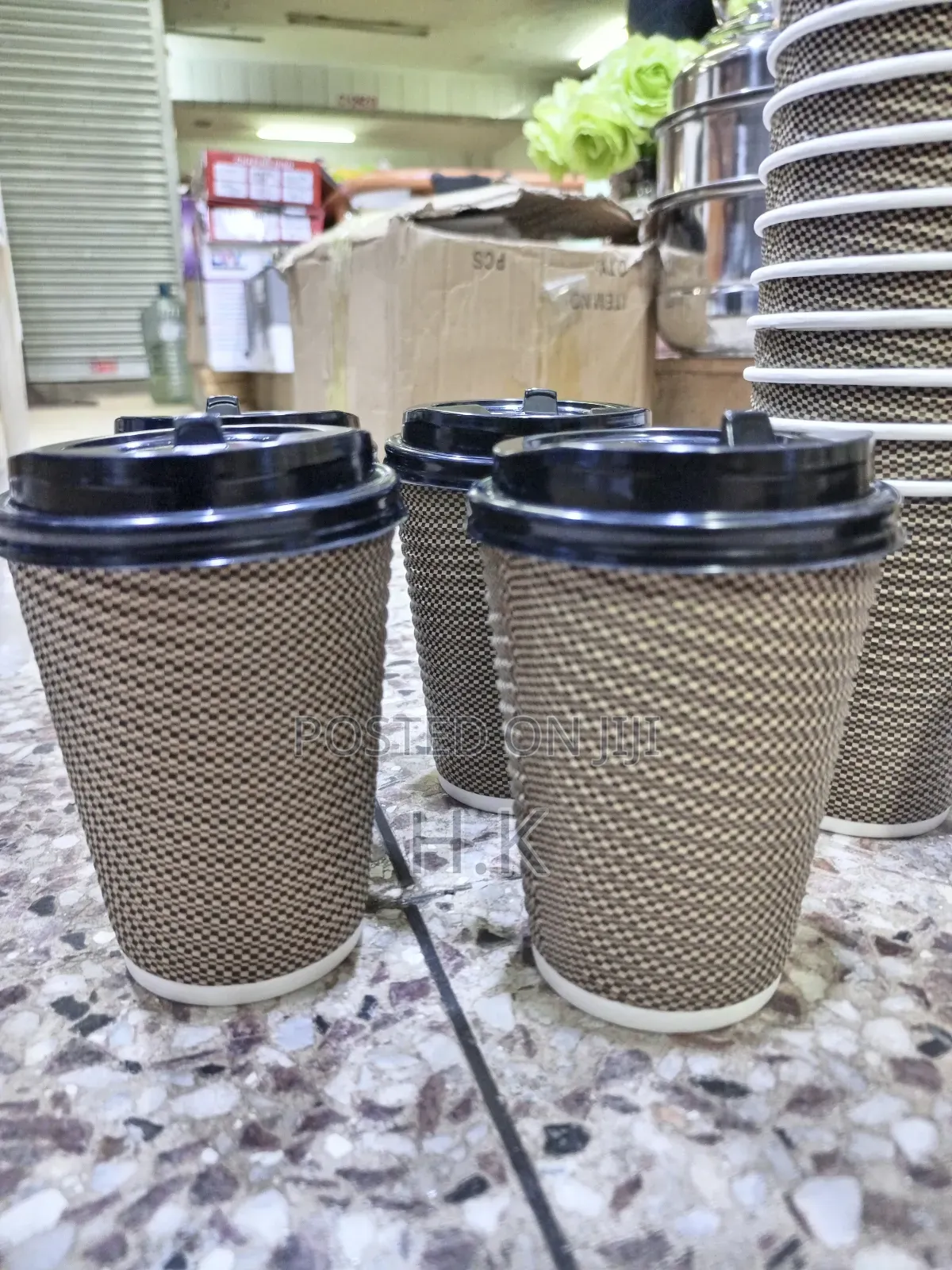 Disposable Paper Coffee Cups (25pcs With Covers)