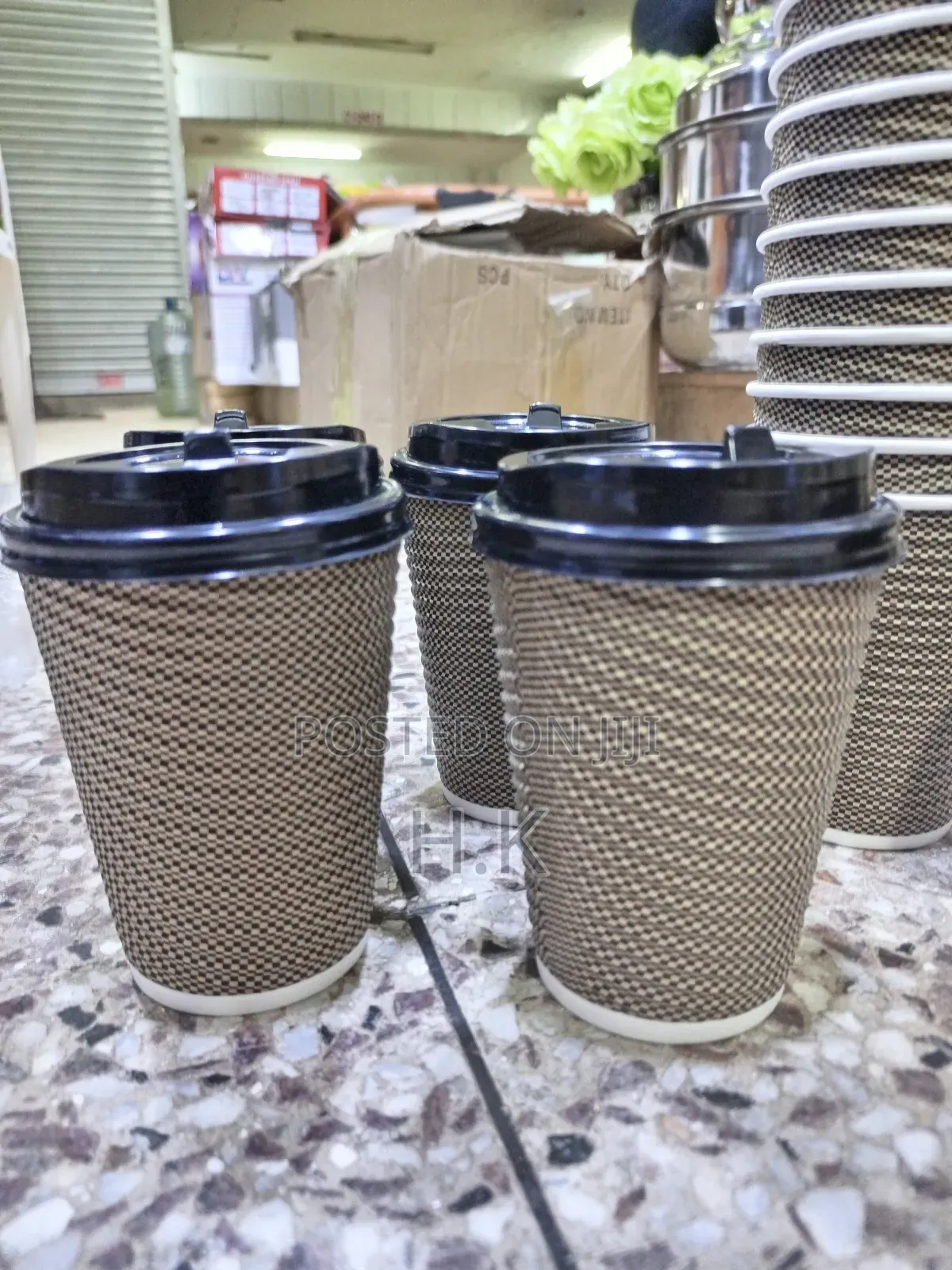 Disposable Paper Coffee Cups (25pcs With Covers)