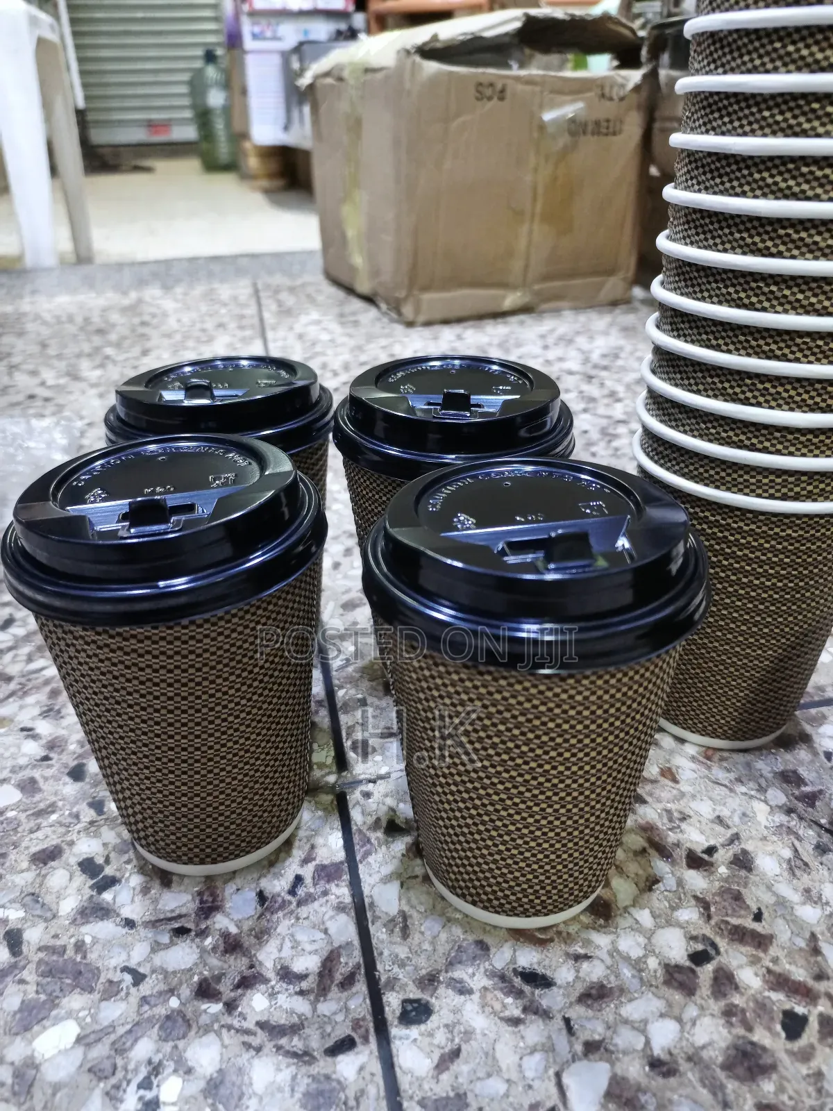 Disposable Paper Coffee Cups (25pcs With Covers)