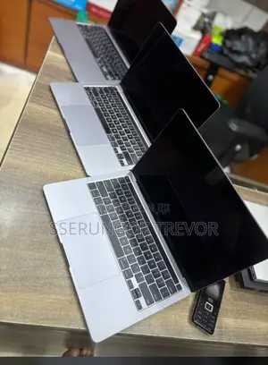 Laptop Apple MacBook Pro 2019 8GB Intel Core i5 HDD+SSD 512GB