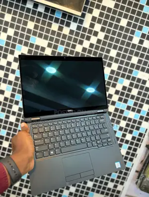 Laptop Dell Latitude 5530 8GB Intel Core I5 SSD 256GB