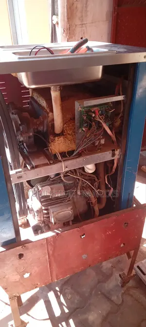 Ice Cream Machine Technician Available