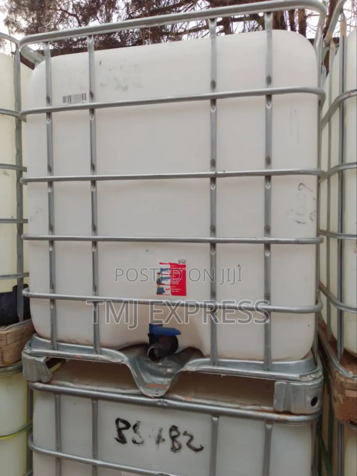 1000 Litres Multi Purpose Water Tanks With Metal Casing