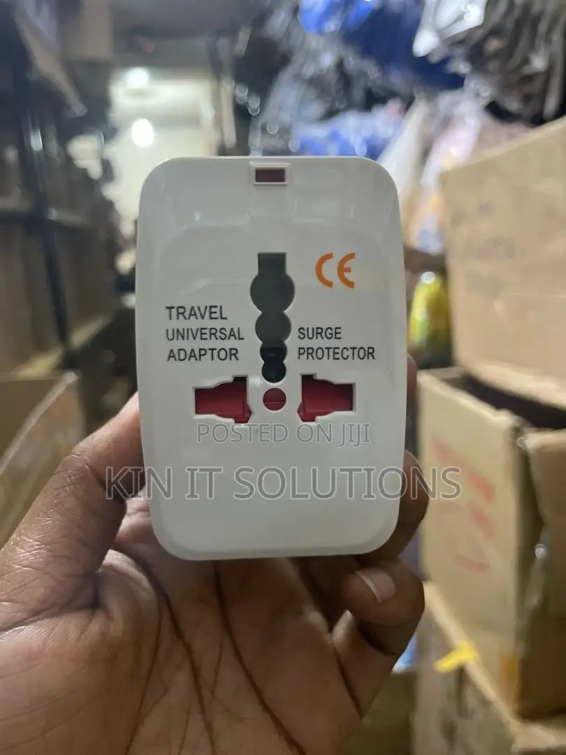 Universal Adapter.