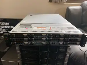 Server Dell PowerEdge R730 32GB Intel Xeon HDD+SSD 3T