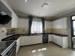 4bdrm Condo in Kololo, Central Division for sale