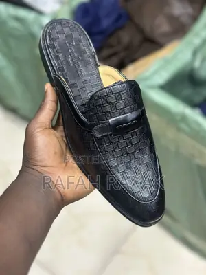 Men’S Classic Designer Half Leather Shoes in Stock
