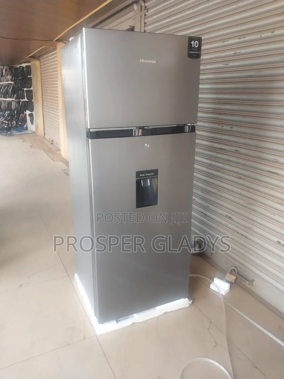270 Litres Hisense Single Door With a Despenser