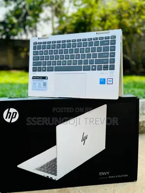 New Laptop HP Envy 14 16GB Intel Core I7 SSHD+SSD 512GB