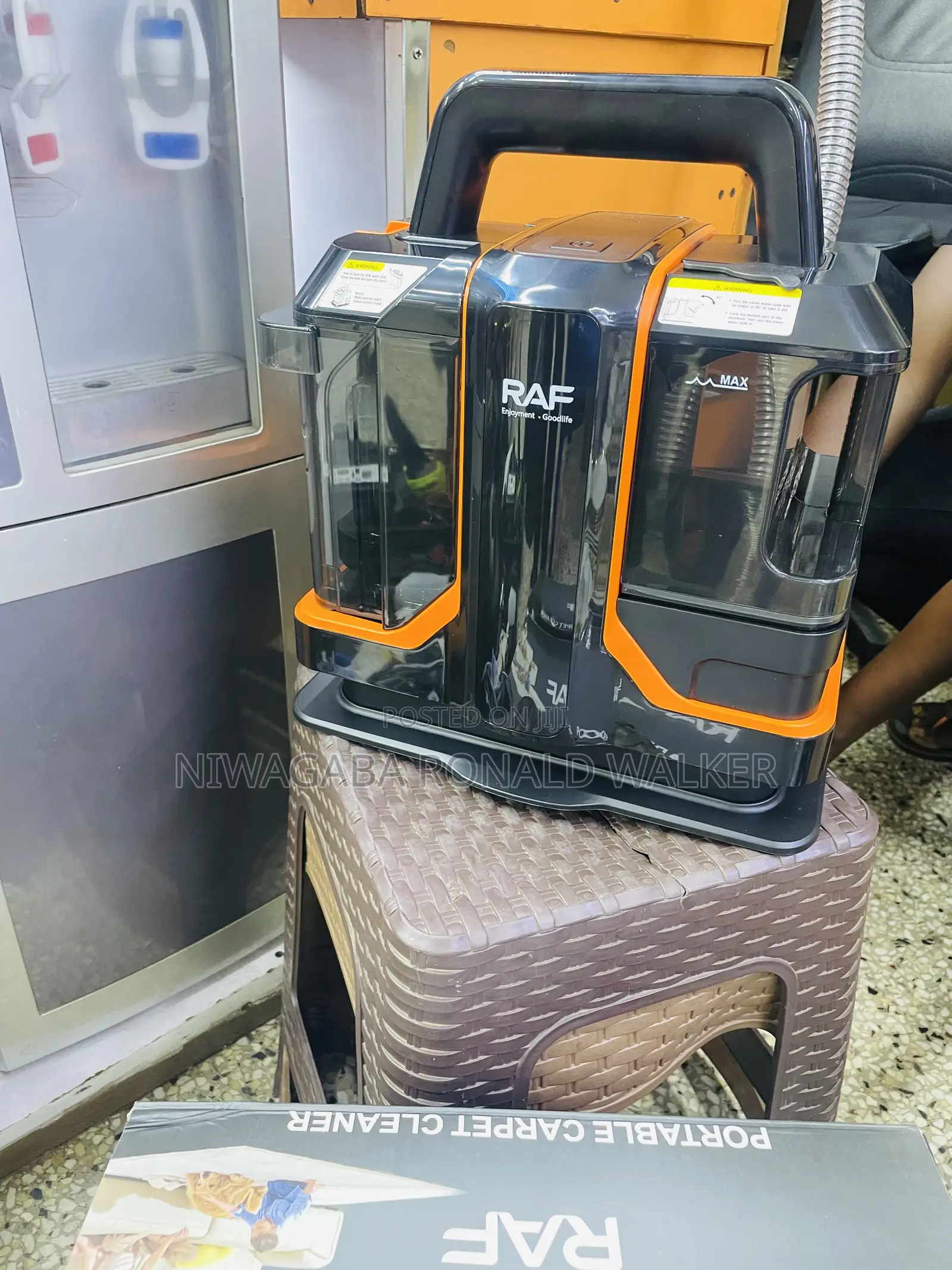 Raf Portable Carpet Cleaner 2l/450w