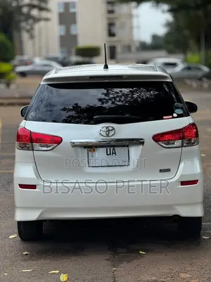 Toyota Wish 2012 White