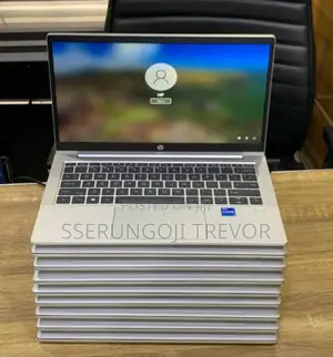 Laptop HP ProBook 440 16GB Intel Core I7 SSHD+SSD 512GB