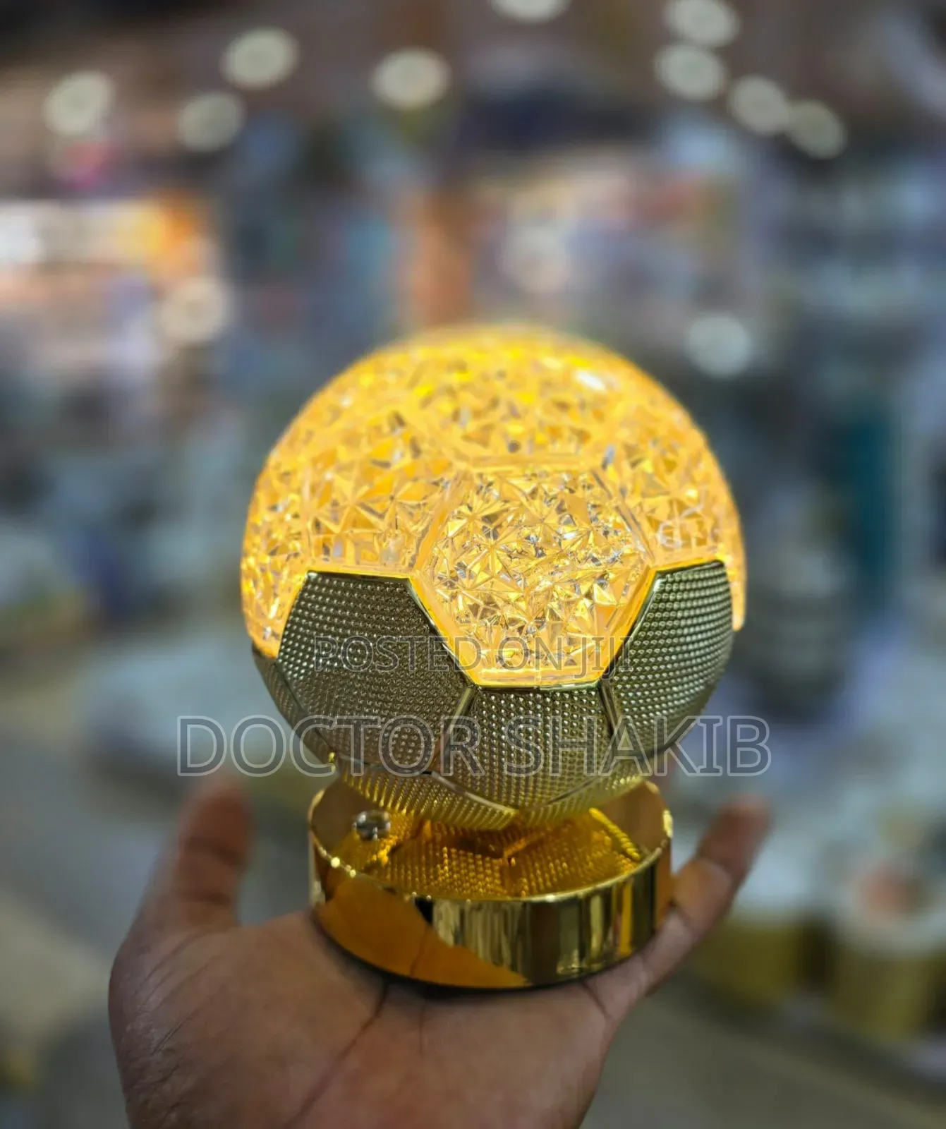 Luxurious Round Gold Crystal Led Lamp