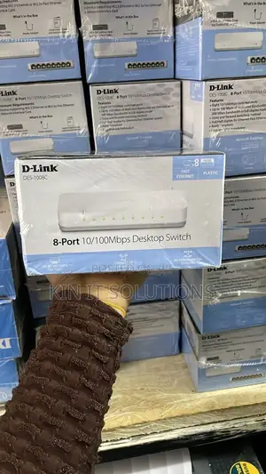 D-Link 8port Switch.