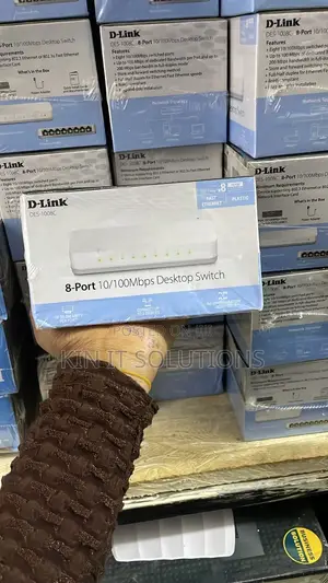 D-Link 8port Switch.