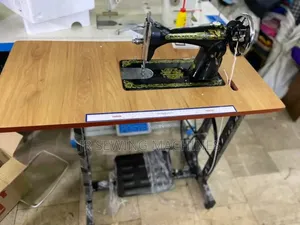Singer Sewing Machine Full Set With Original Stand