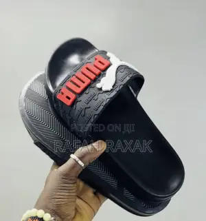 Classic Men’S Puma Slide Push in Rubber Sandals