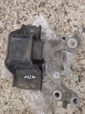 Engine Mounting for Nissan Dualis,Qashqai,X Trail 2008.