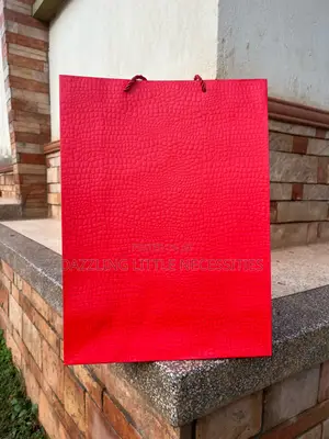 Bella Textured Gift Bag (Large) - Red