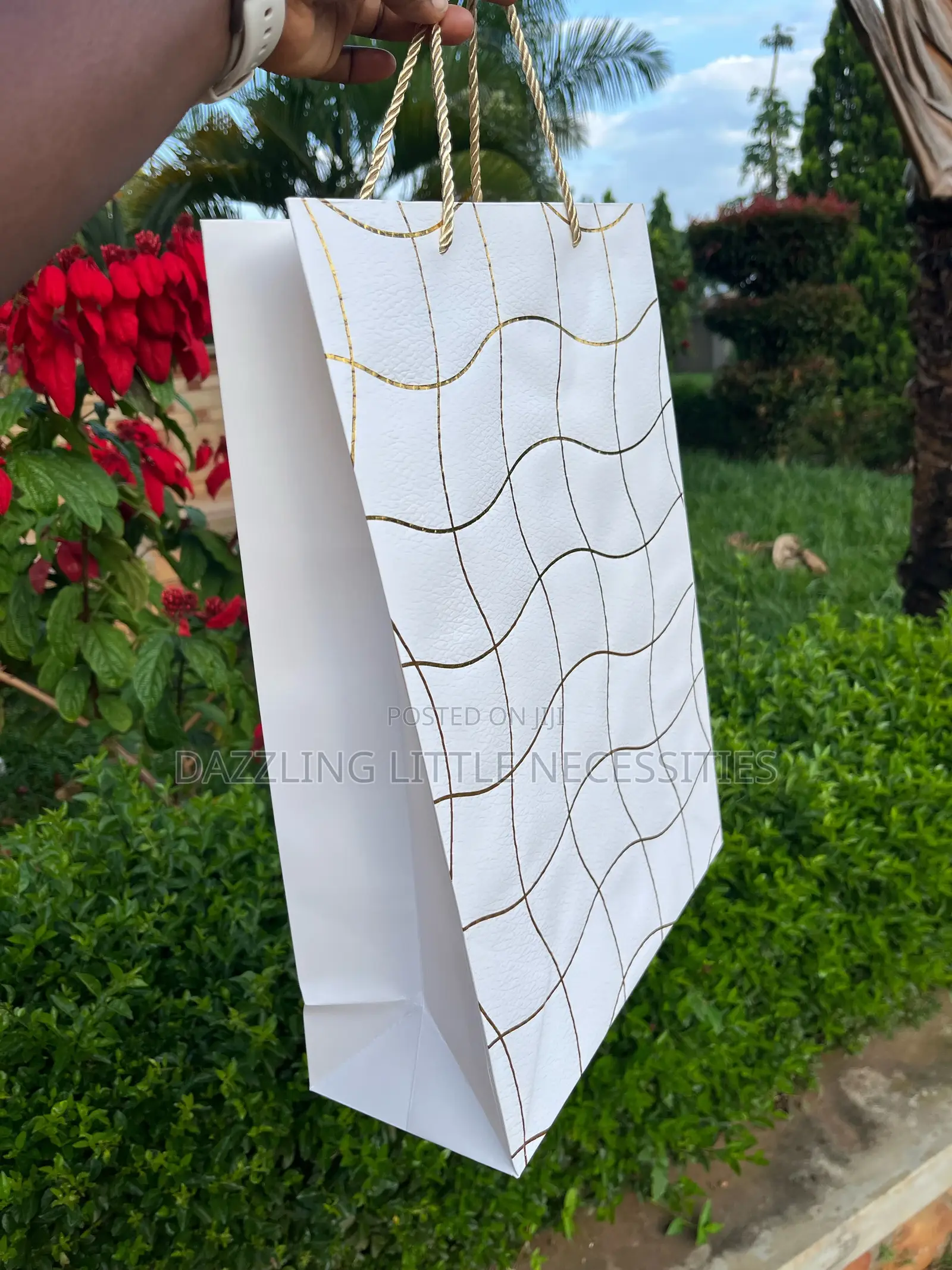 Frost Textured Gift Bag - White (Large)