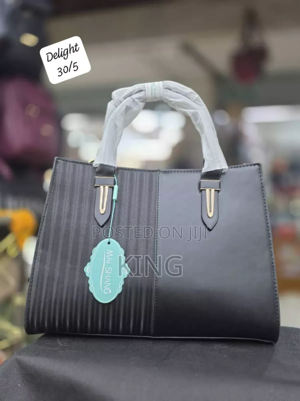 Comm Delight
30/5 Handbag