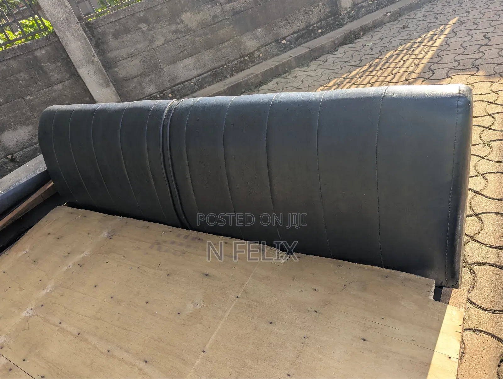 Exotic Second Hand Bed