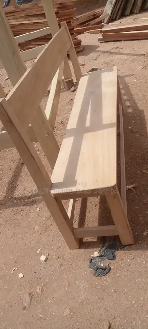 Wooden 3 Seater Waiting Chair