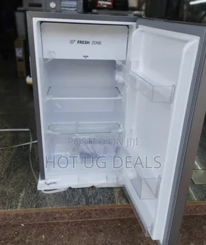120l Hisense Single Door Medium Fridge.