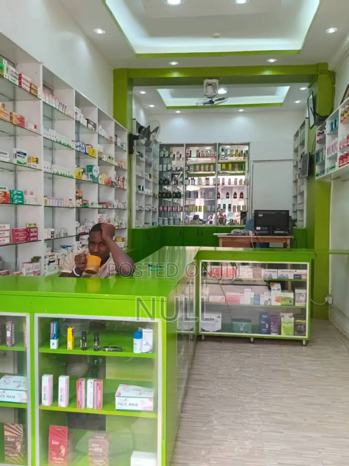 Retail and Wholesale Pharmacy