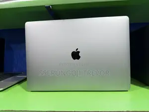 Laptop Apple MacBook Pro 2019 16GB Intel Core I5 SSD 512GB