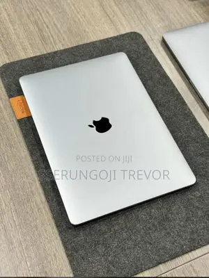 Laptop Apple MacBook Pro 2019 8GB Intel Core I5 SSD 256GB
