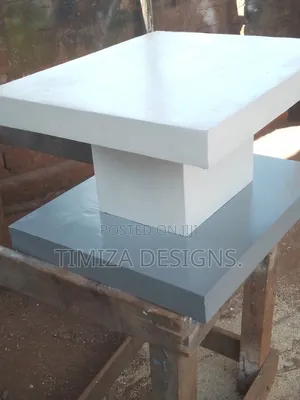 Medium Center Table.