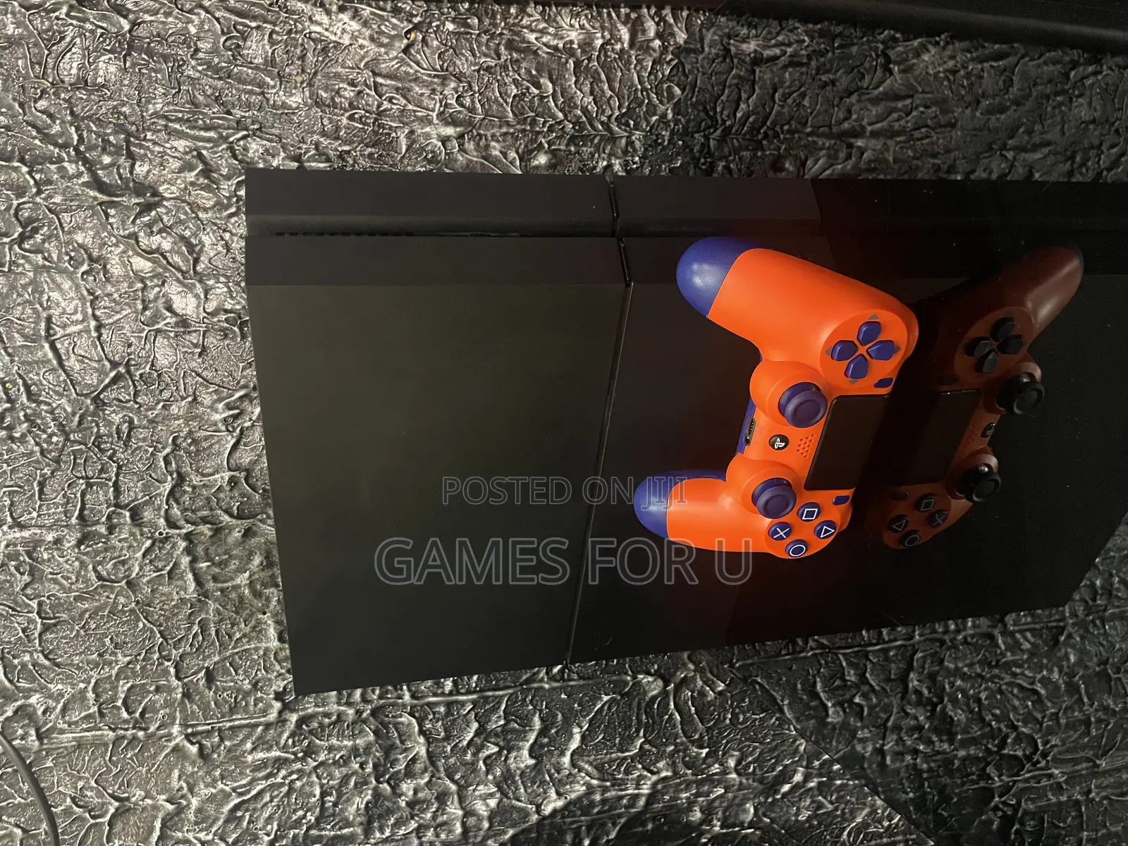 Ps4 Standard Chipped Console 8 Games Colored Pad
