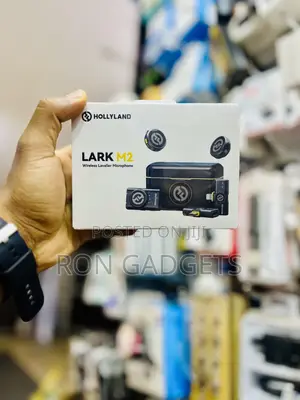 Hollyland Lark M2 Wireless Microphones