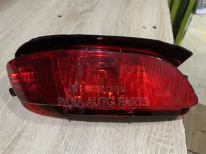 Bumper Reflector Light Harrier Kawundo