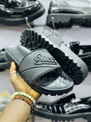 Gucci Dapper Dan Rubber Slide Sandals