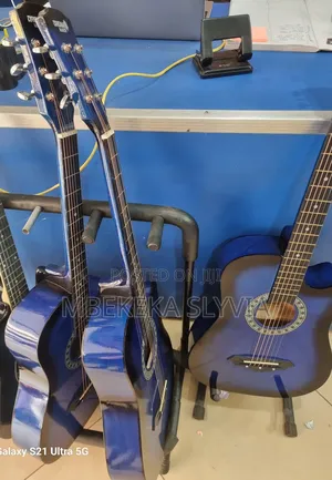 Kid's Guitar Acoustic-Dream Maker Guitars Age 15 Above