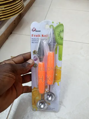 Baoll 2-in-1 Fruit Knife With a Scooper