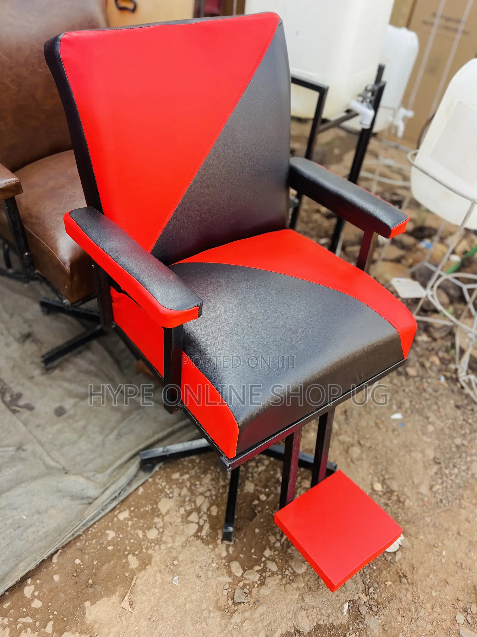 Rotating Chairs Red and Black